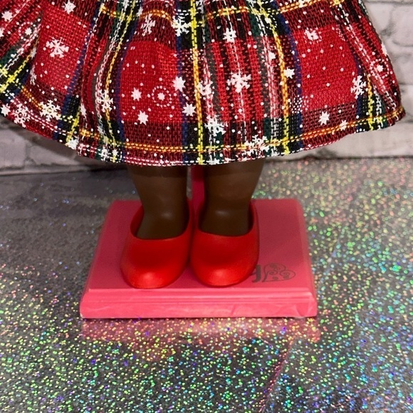 Our Generation 18" Doll by Battat Black Hair Brown Eyes Christmas Outfit Shoes - Picture 7 of 15